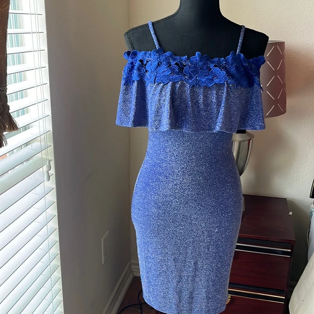 Elegant Blue dress IN San Francisco XS - Picture 2 of 9